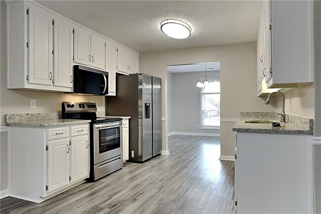 1550 Twin Manor Dr