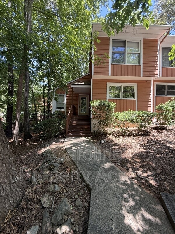 113 S Peak Dr