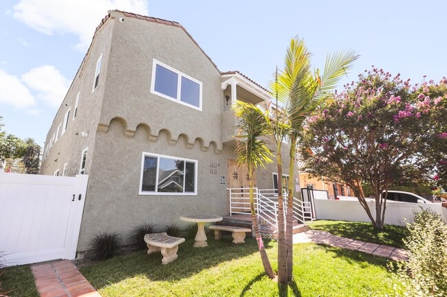 Photo - 5232 W 20th St Unit Half