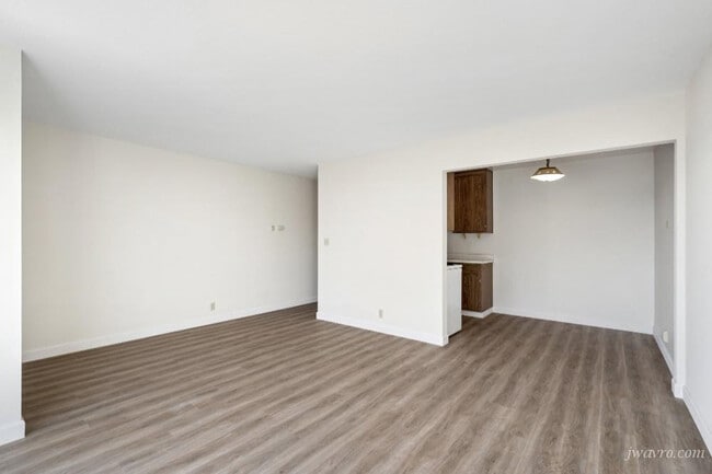 Photo - 3225 Vicente St Unit 2