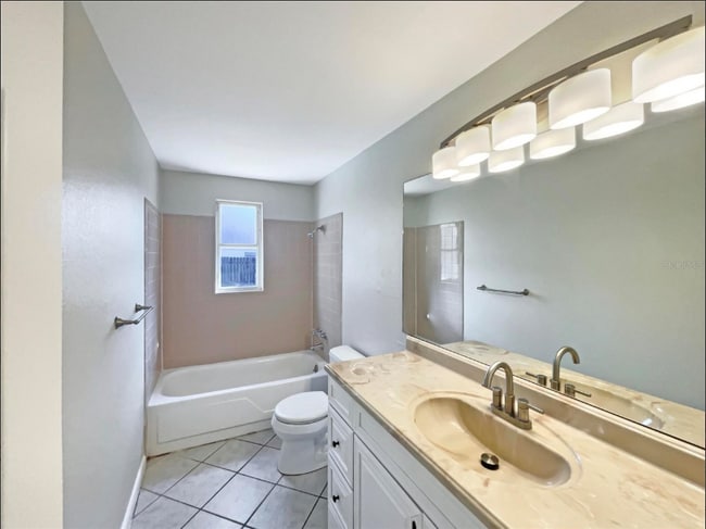 Photo - 1714 Sanchez Ave