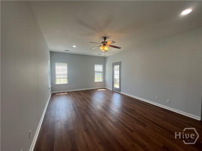 Photo - 4 bed, 2.5 bath townhouse
