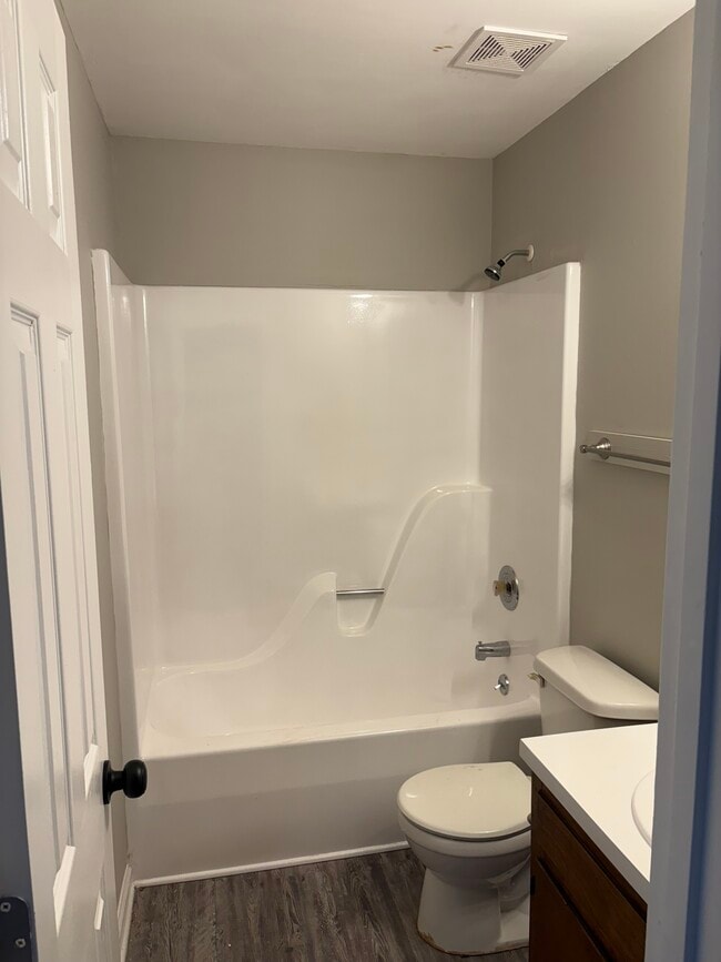 Photo - 202 Galilean Rd