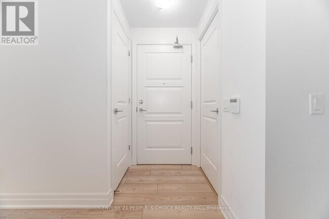 Photo - 36 Elm Dr W Unit 606