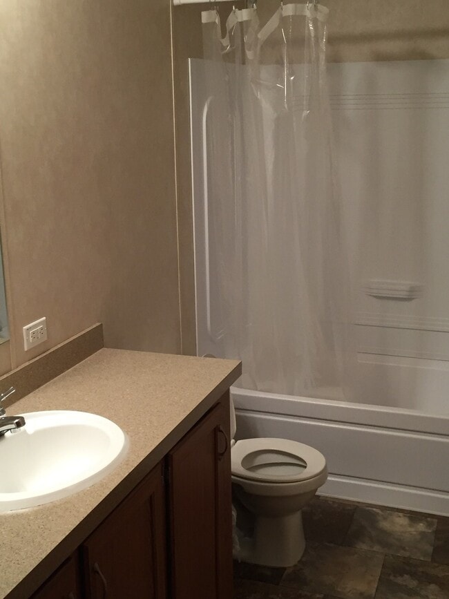 Building Photo - Trailer for Rent in Belfield Rental