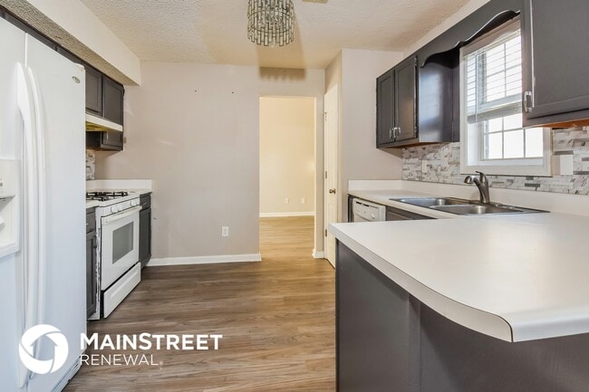 Photo - 2872 Betula Dr