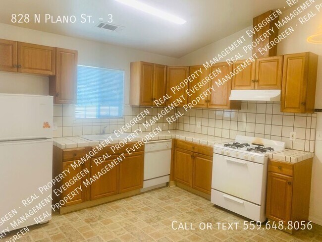 Photo - 828 N Plano St Unit 3