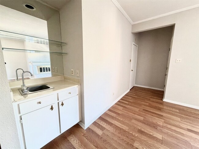 Photo - 728 Bering Dr Unit 10