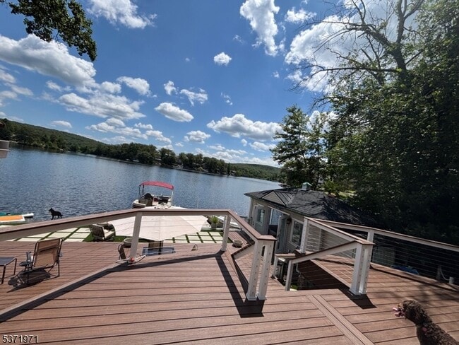 Building Photo - 600 Warwick Turnpike Rental