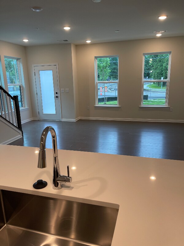 Photo - 1108 Greenwich Dr Townhome