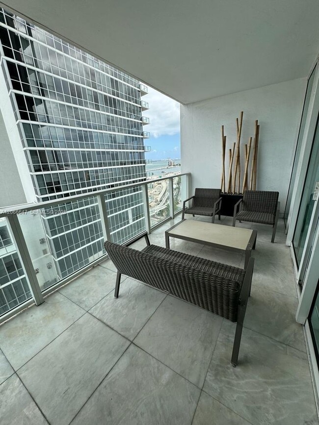 Photo - 1040 Biscayne Blvd Unidad 1505