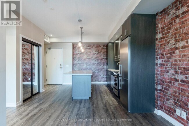 Photo - 457 Plains Rd E Unit 224