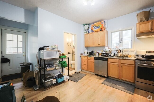 Building Photo - 155-157-157 Murdock St Unit 1 Rental