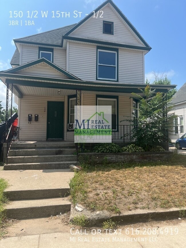 Building Photo - 150 1/2 W 15th St-1/2 Unit 1/2 Rental