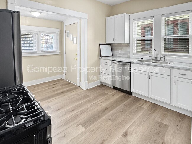Photo - 1243 Sherman St SE