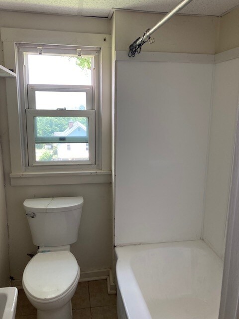 Photo - 732 Monongalia Ave Unit c