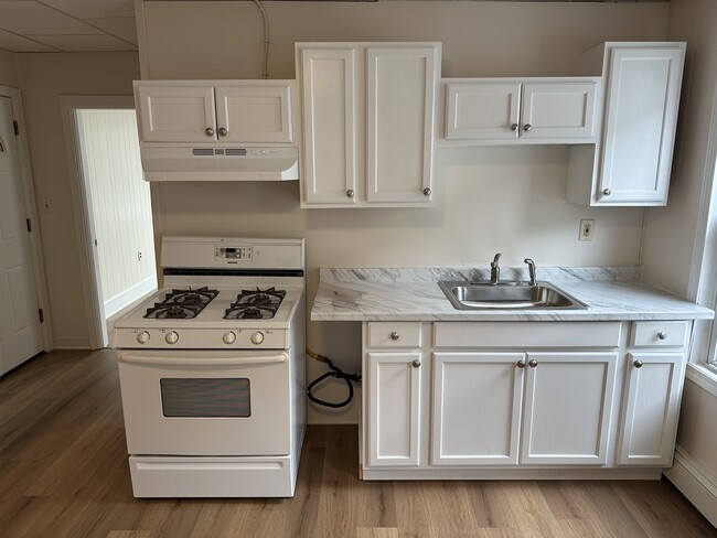 Photo - 19 Butterfield St Unit Second floor