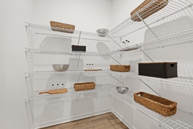 Photo - 470 Red Dragon Dr