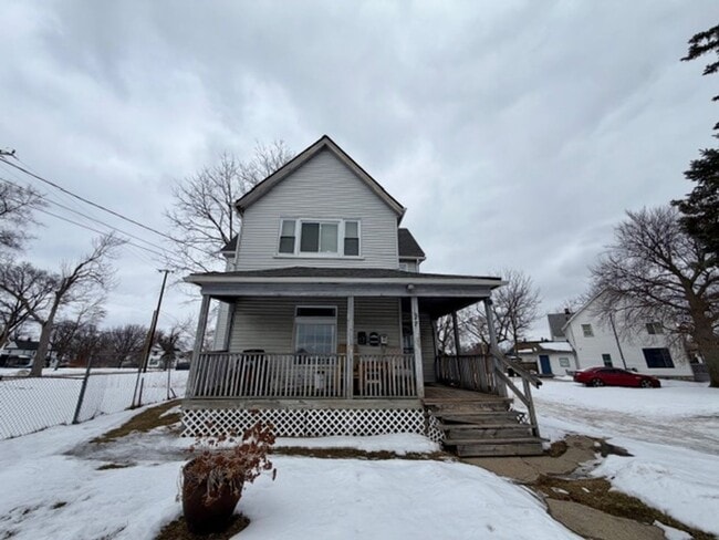 Building Photo - 97 Fairgrove St Unit 2