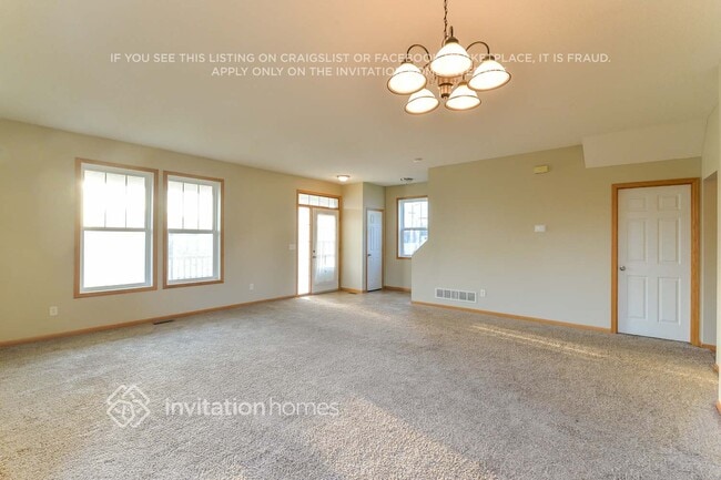 Photo - 13312 Tulip St NW