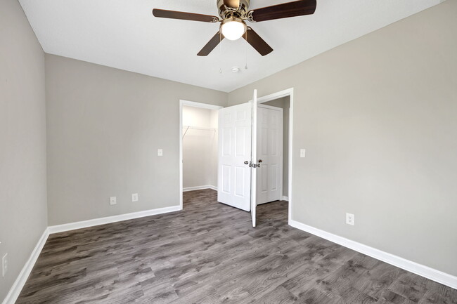 Elm Creek Apartments