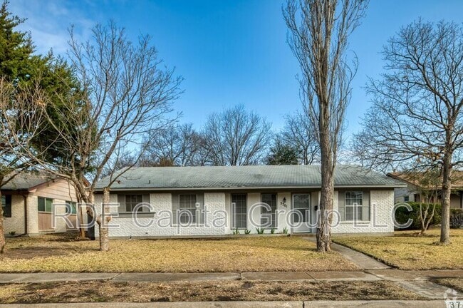 Building Photo - 3701 Summit Ln Rental