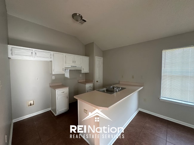 Photo - 3BR/2BA Cordova Rental with High Ceilings, Tile Kitchen Flooring & Fireplace