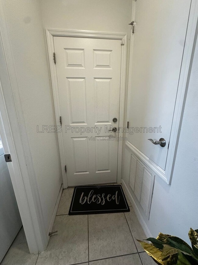 Photo - 3130 Amaranth St