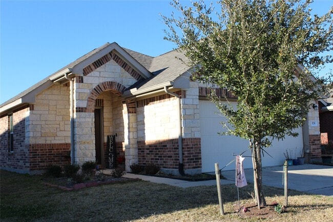 Building Photo - 3731 Alexander Arbor Dr