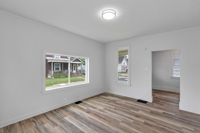 Photo - 2 Bed Home with Large Yard & Covered Porch – $1,295/mo