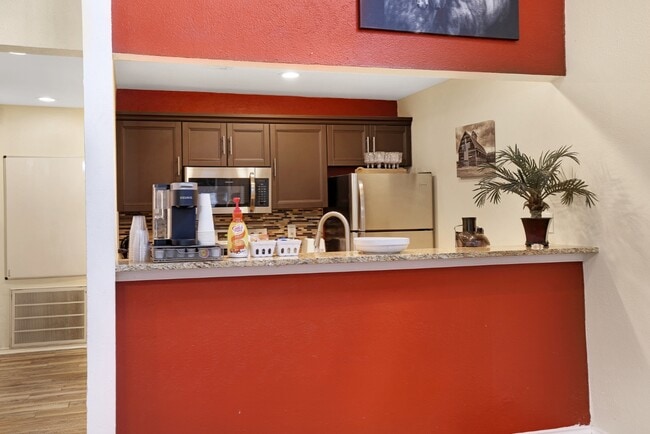 Leasing Office