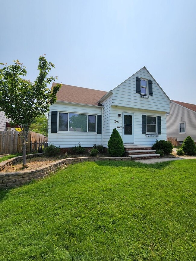 Photo - Beautiful 3 Bedroom Home For Rent