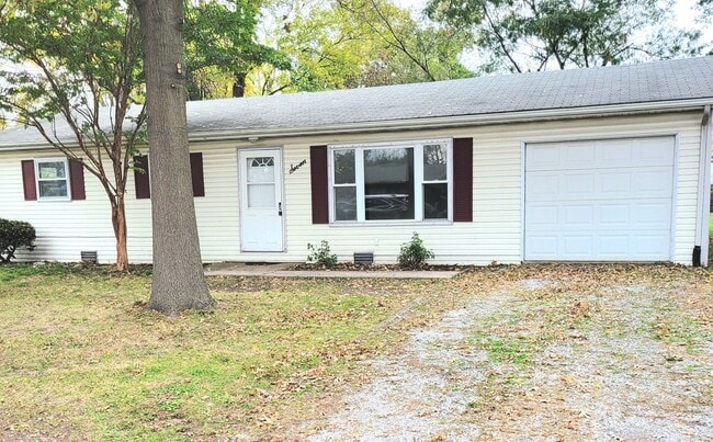 Photo - Renovated and Ready to Rent...7 Bradley, P...