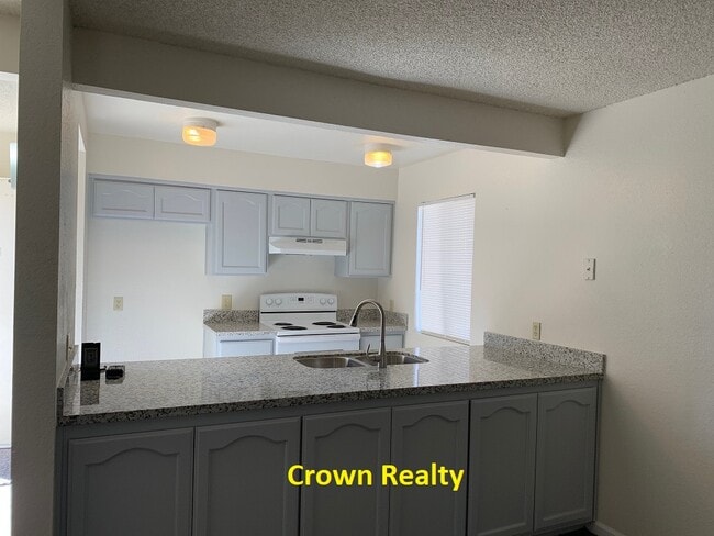 Photo - 2811 W Mission Ct