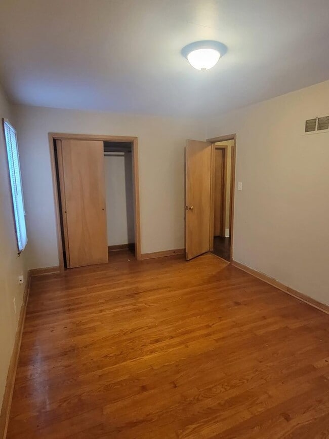 Photo - 6317-6319-6319 W Girard Ave Unidad 6319 W Girard Ave