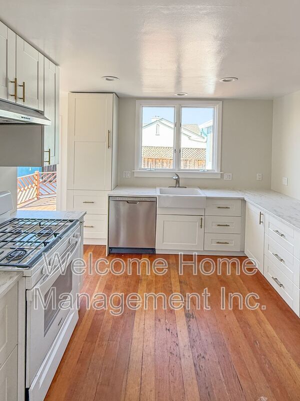 Photo - 184 Farrelly Dr