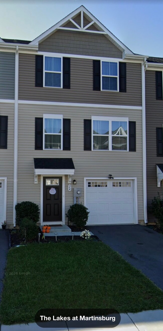 Building Photo - 24 Wiggles Ct