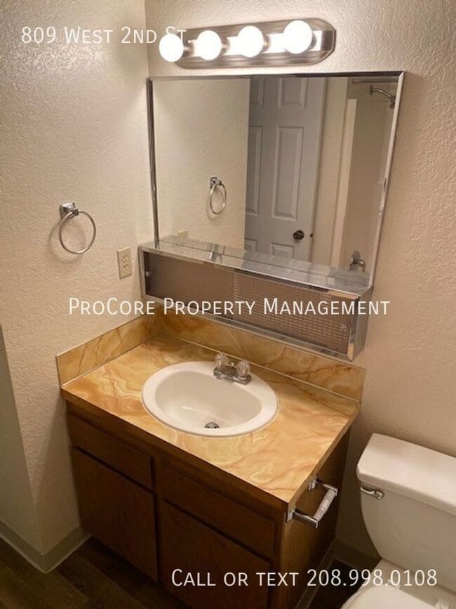 Photo - 2 Bed Modern Updates, 1.5 Baths, Semi-Fenced Covered Patio