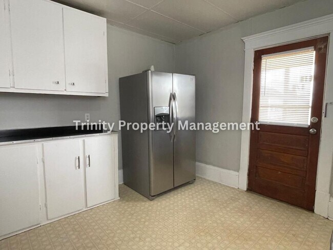 Photo - 2014 1/2 Hamill Ave