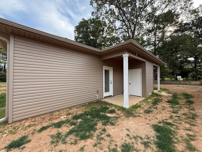55 Acorn Ln
