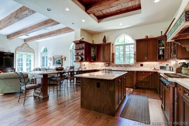 Photo - 1054 Melaleuca Rd