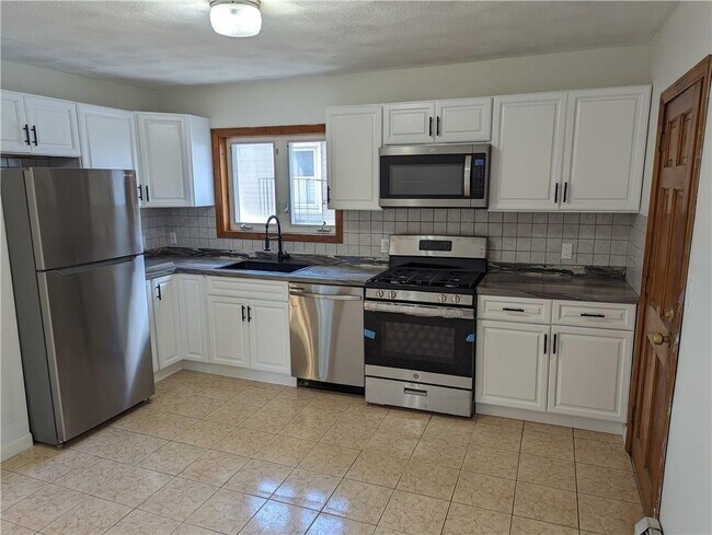 Photo - 61 Utton Ave Unit 2