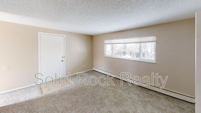 Photo - 2909 Sage St