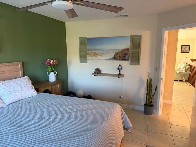 2641 Gately Dr W Unit Condo