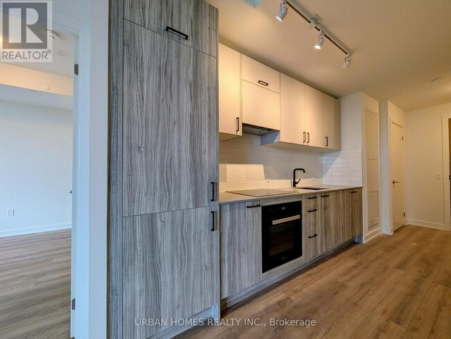 Photo - 5 Quarrington Ln Unit 1901