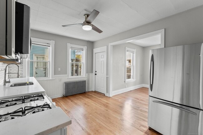 Photo - 394 Gregory St Unit 2