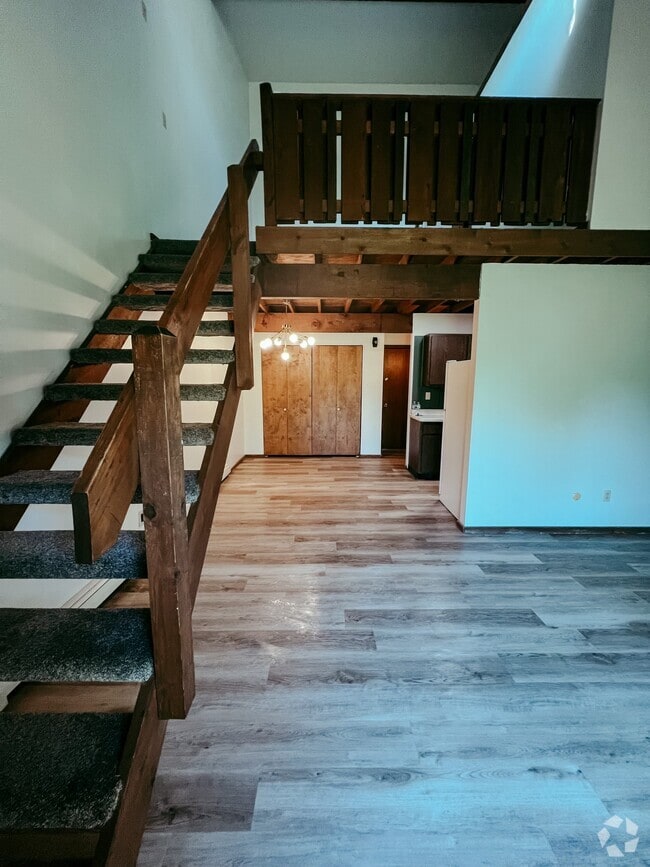 Building Photo - 2029 Wolosyn Cir Unit 1 Rental