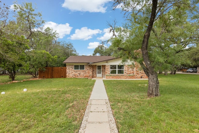 Photo - 17215 Sugar Crest Dr House