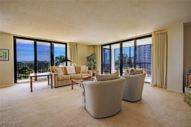Photo - 10851 Gulf Shore Dr Unidad 301