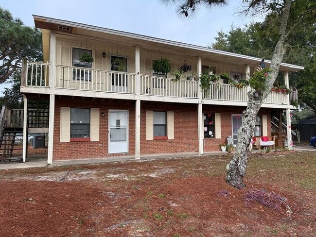Building Photo - Gulf Breeze - Greenbriar Estates - 2 bedroom, 1 bathroom
